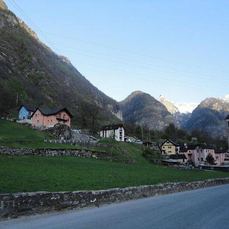 Ristorante Garni Lavizzara Hotel Sornico Eksteriør billede