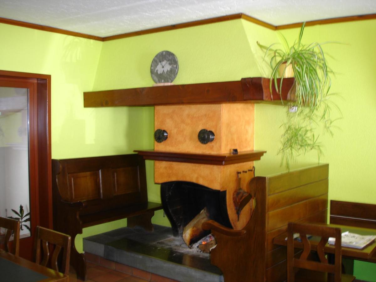Ristorante Garni Lavizzara Hotel Sornico Eksteriør billede